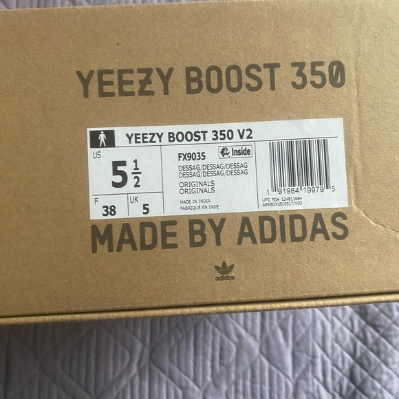 women's size 5.5 yeezy boost 350 v2 desert sage - Picture 4 of 5